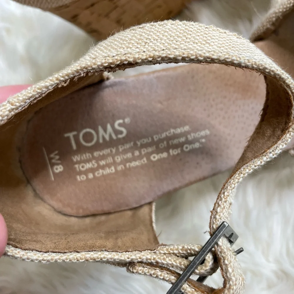 Toms Tan Canvas Cork Wedge 8 - Picture 7 of 7